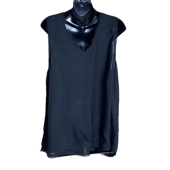 Torrid Georgette raw hem semi sheer black sleeveless top 1/1x/14-16 - Picture 4 of 6